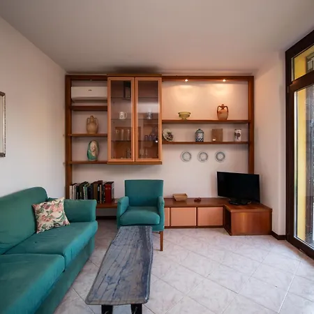 Apartment Villaggio Dei Fiori Primula Sirmione