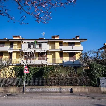 Villaggio Dei Fiori Primula Apartment